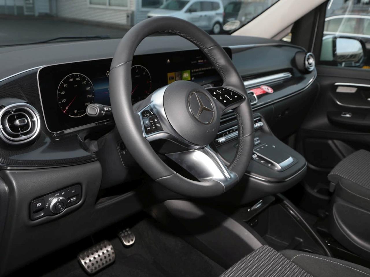 Mercedes-Benz V 300 d lang Style Distronic Easy Pack 360°