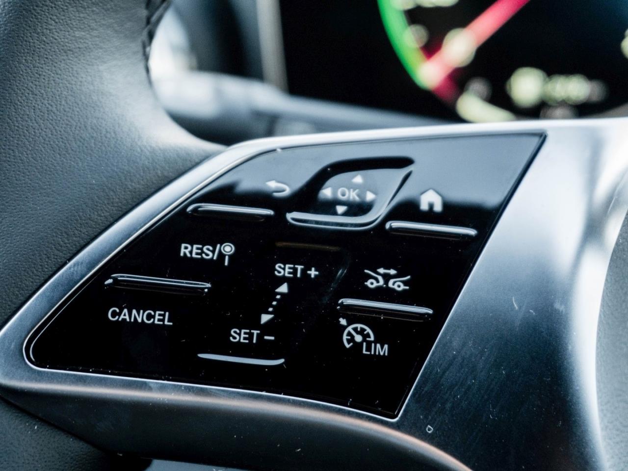 Mercedes-Benz V 300 d STYLE Extralang Night Distronic 360° AHK