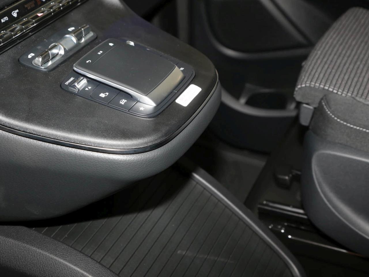 Mercedes-Benz V 300 d STYLE Lang AMG Distronic Standheizung