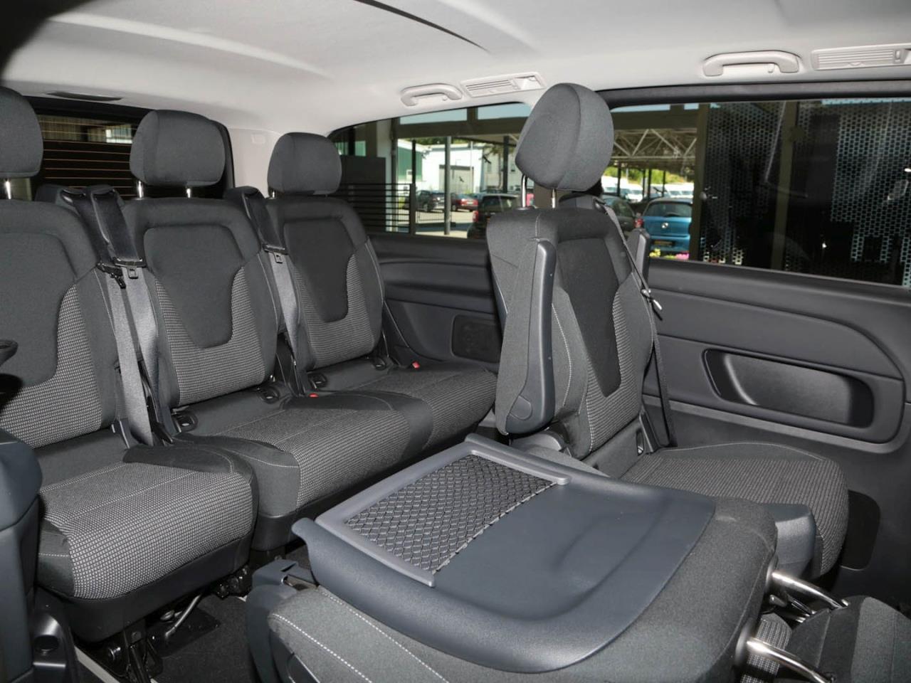 Mercedes-Benz V 300 d STYLE Lang AMG Distronic Standheizung