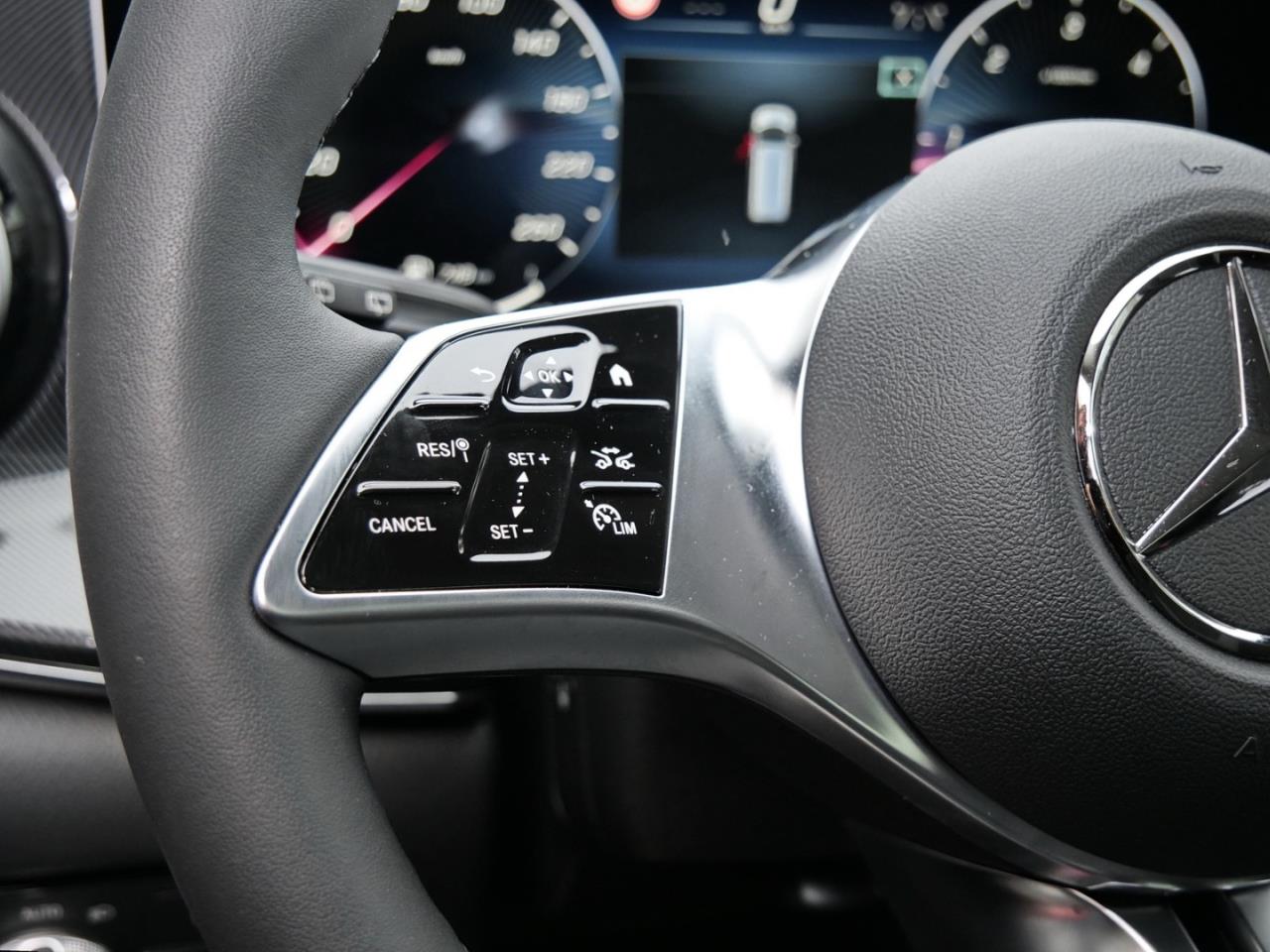 Mercedes-Benz V 300 d STYLE Lang Standhzg Distronic 360° AHK