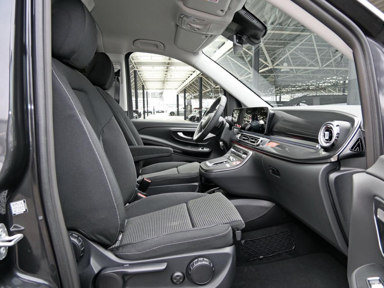 Mercedes-Benz V 300 d STYLE Lang Standhzg Distronic 360° AHK