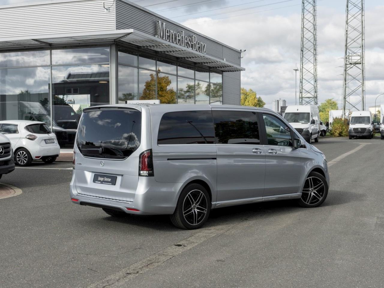 Mercedes-Benz V 300 EXCLUSIVE Lang AMG Luxussitze NP 110.227