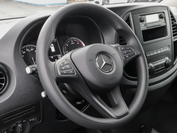 Mercedes-Benz Vito 114 CDI Kasten DAB PDC AHK Sitzheizung 