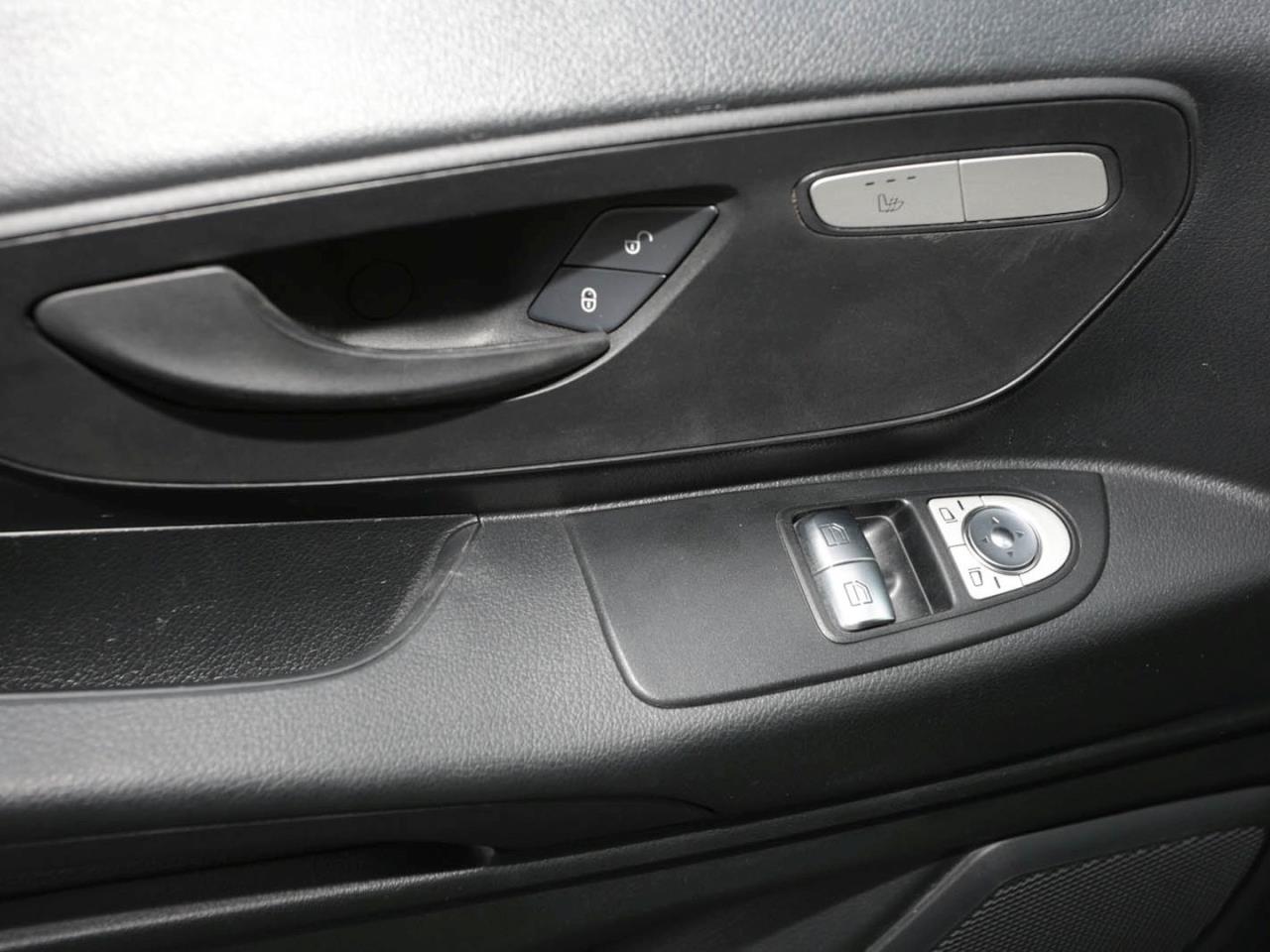 Mercedes-Benz Vito 114 CDI Kasten Lang Kamera Klimaanlage AHK