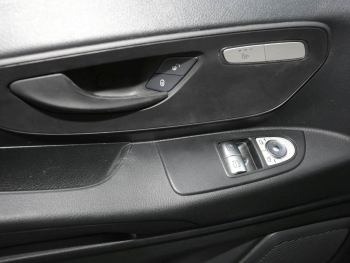 Mercedes-Benz Vito 114 CDI Kasten Lang Kamera Klimaanlage AHK