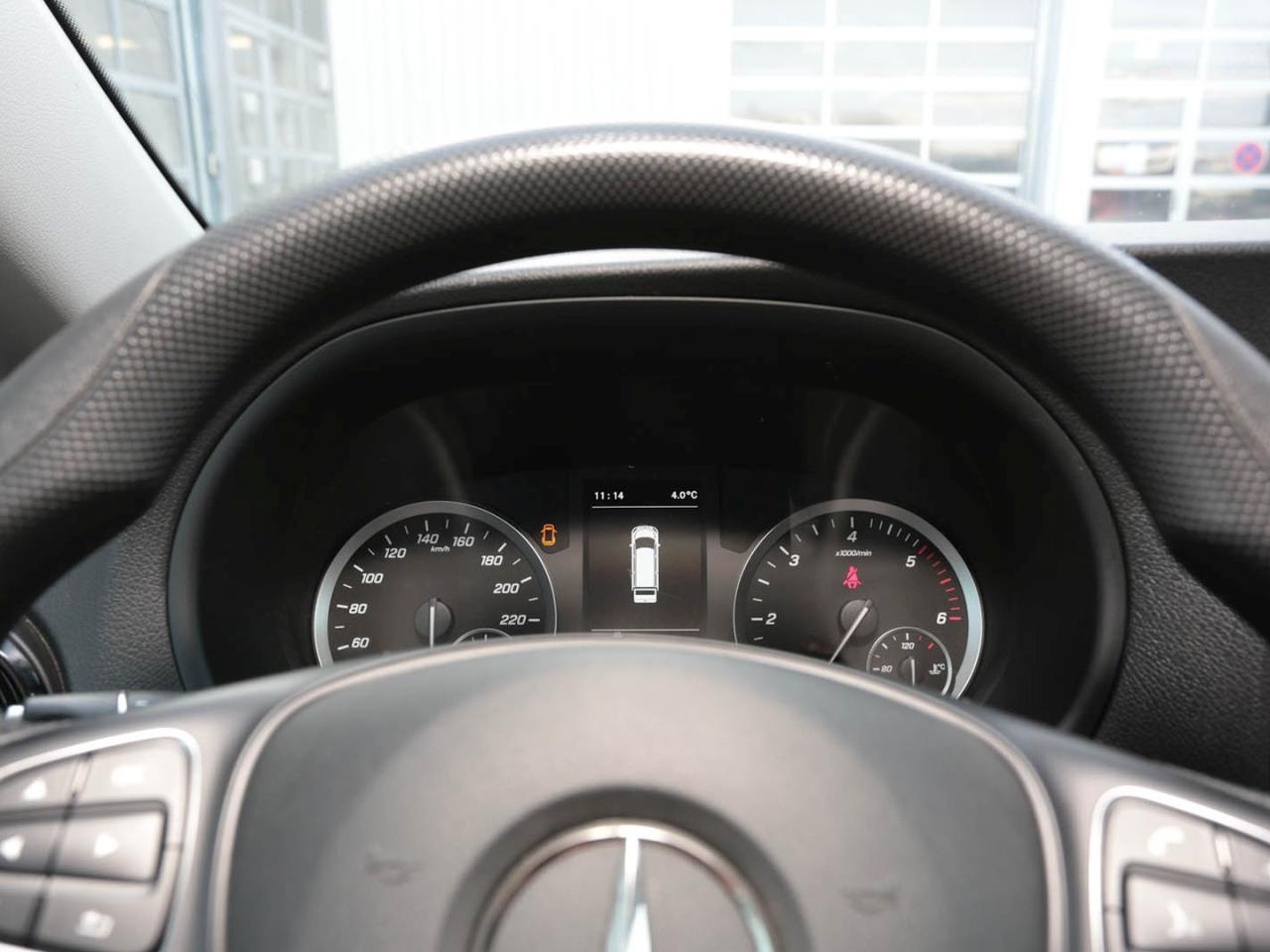 Mercedes-Benz Vito 114 CDI Kasten Lang Kamera Klimaanlage AHK