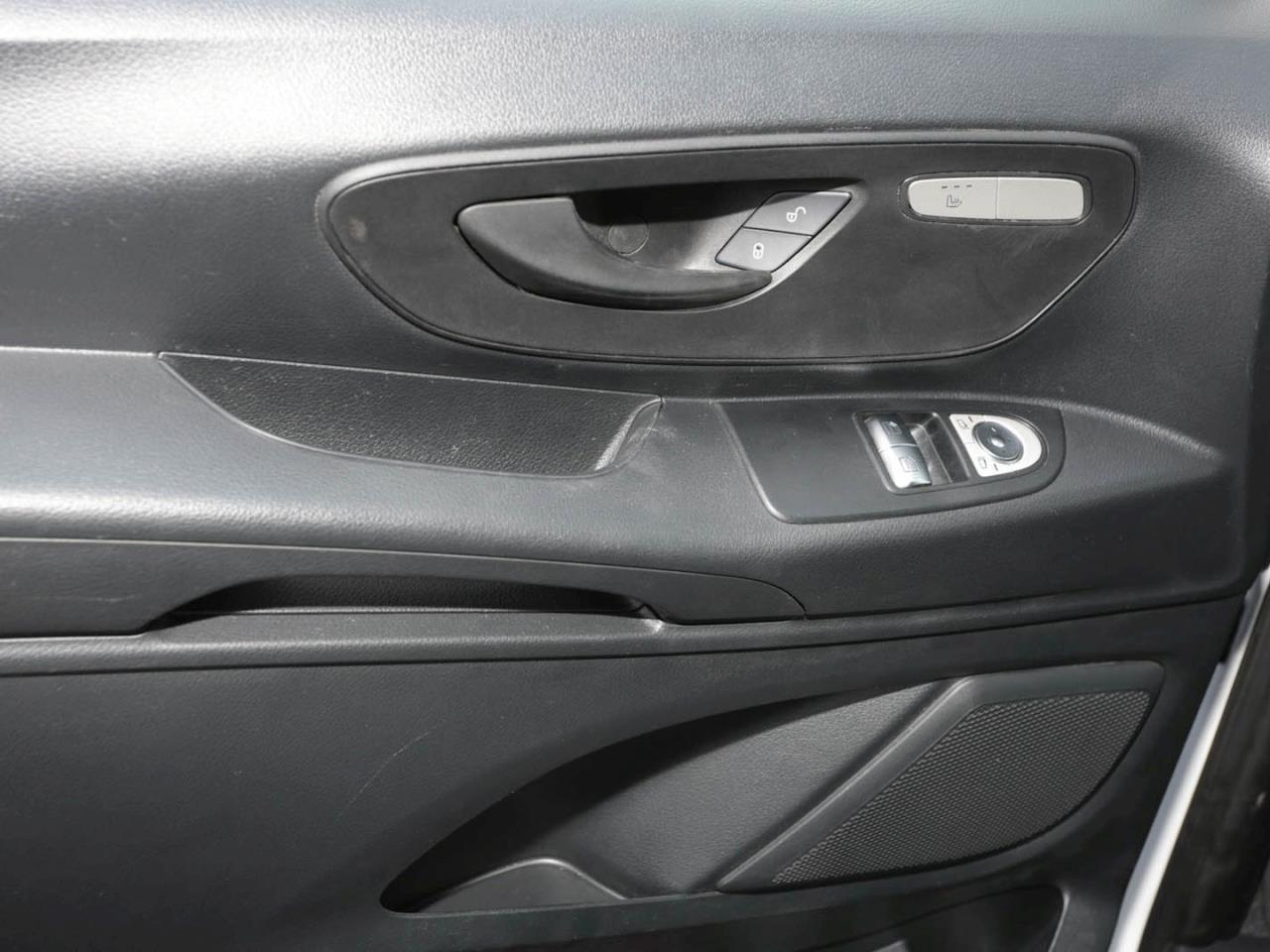 Mercedes-Benz Vito 114 CDI Kasten Lang Kamera Klimaanlage AHK