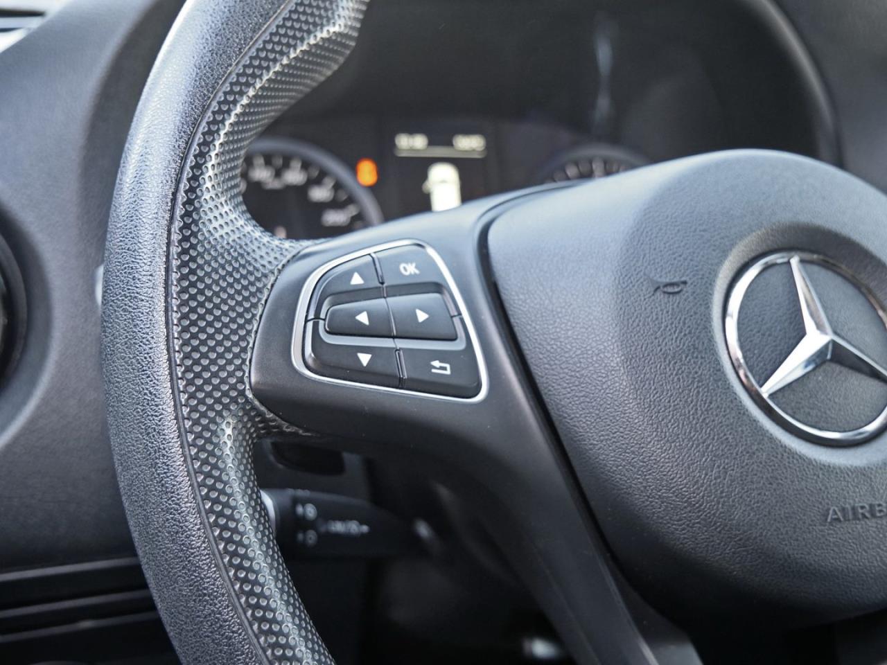 Mercedes-Benz Vito 114 CDI Mixto Kompakt Kamera AHK Klima Navi