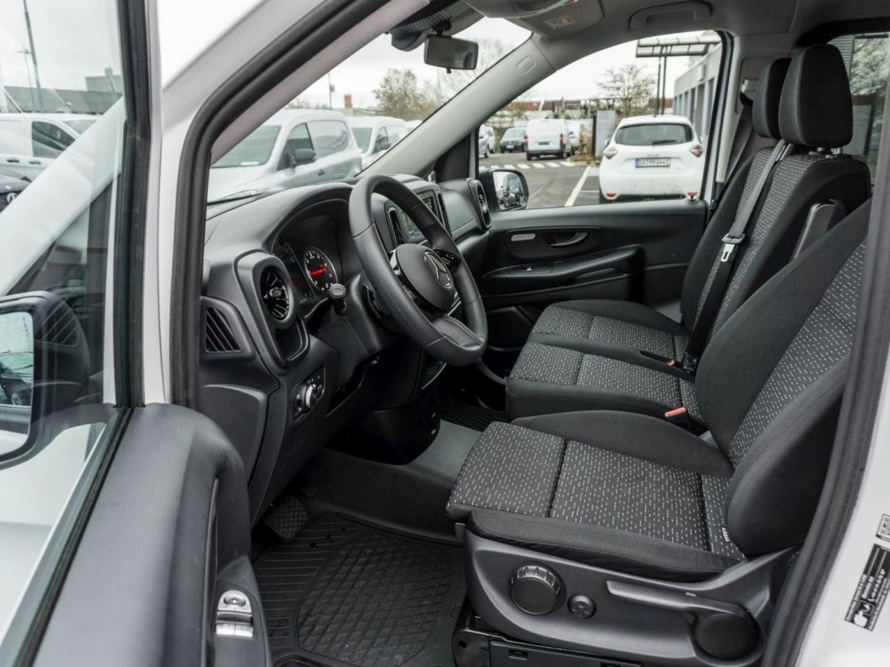 Mercedes-Benz Vito 114 CDI Tourer PRO Lang Navi Kamera