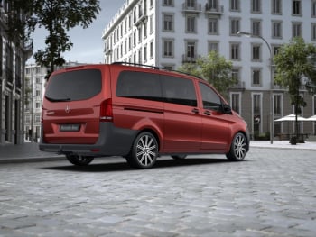 Mercedes-Benz Vito 114 CDI Tourer PRO Lang Navi Distronic AHK