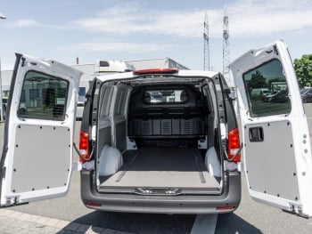Mercedes-Benz Vito 116 CDI 4M Kasten Lang Navi AHK Modifiziert