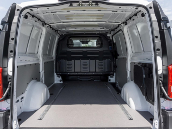 Mercedes-Benz Vito 116 CDI 4M Kasten Lang Navi AHK Modifiziert