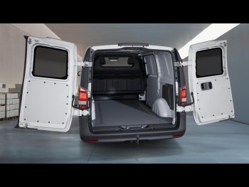 Mercedes-Benz Vito 116 CDI 4M Kasten Lang Navi AHK Winter-P