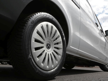 Mercedes-Benz Vito 116 CDI Kasten Extralang MBUX NAVI MBUX 9G