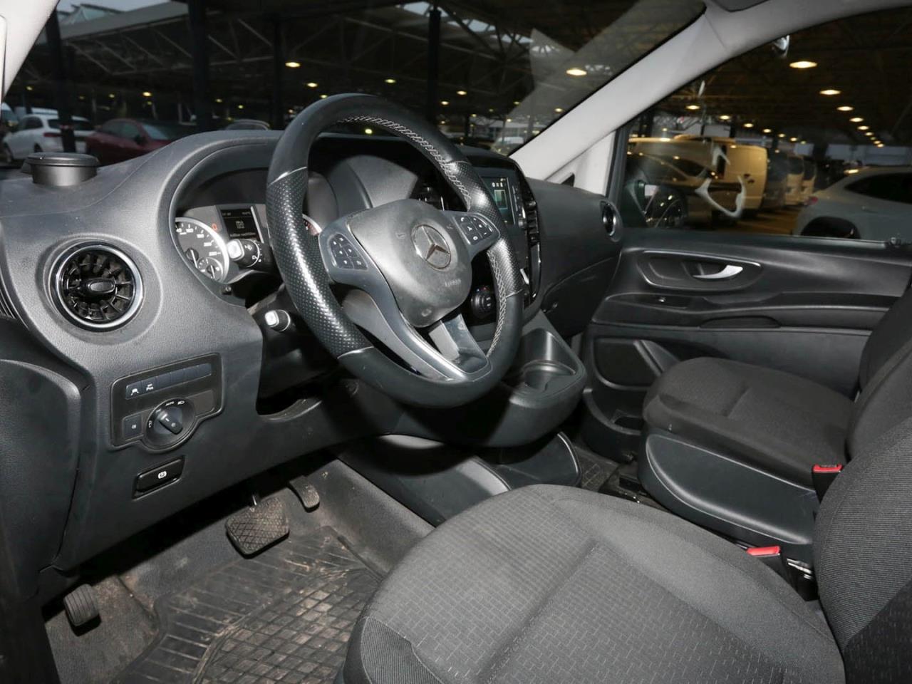 Mercedes-Benz Vito 116 CDI Kasten Extralang Navi Standheizung