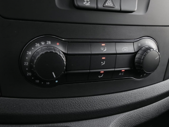 Mercedes-Benz Vito 116 CDI Kasten lang Klimaanlage PDC SHZ 