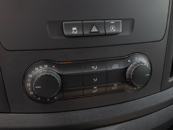 Mercedes-Benz Vito 116 CDI Kasten lang Navi DAB LED AHK Klima 