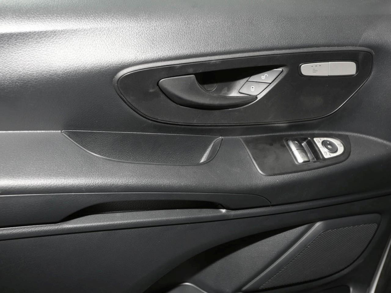 Mercedes-Benz Vito 116 CDI Kühlkasten Lang Kerstner AHK SHZ