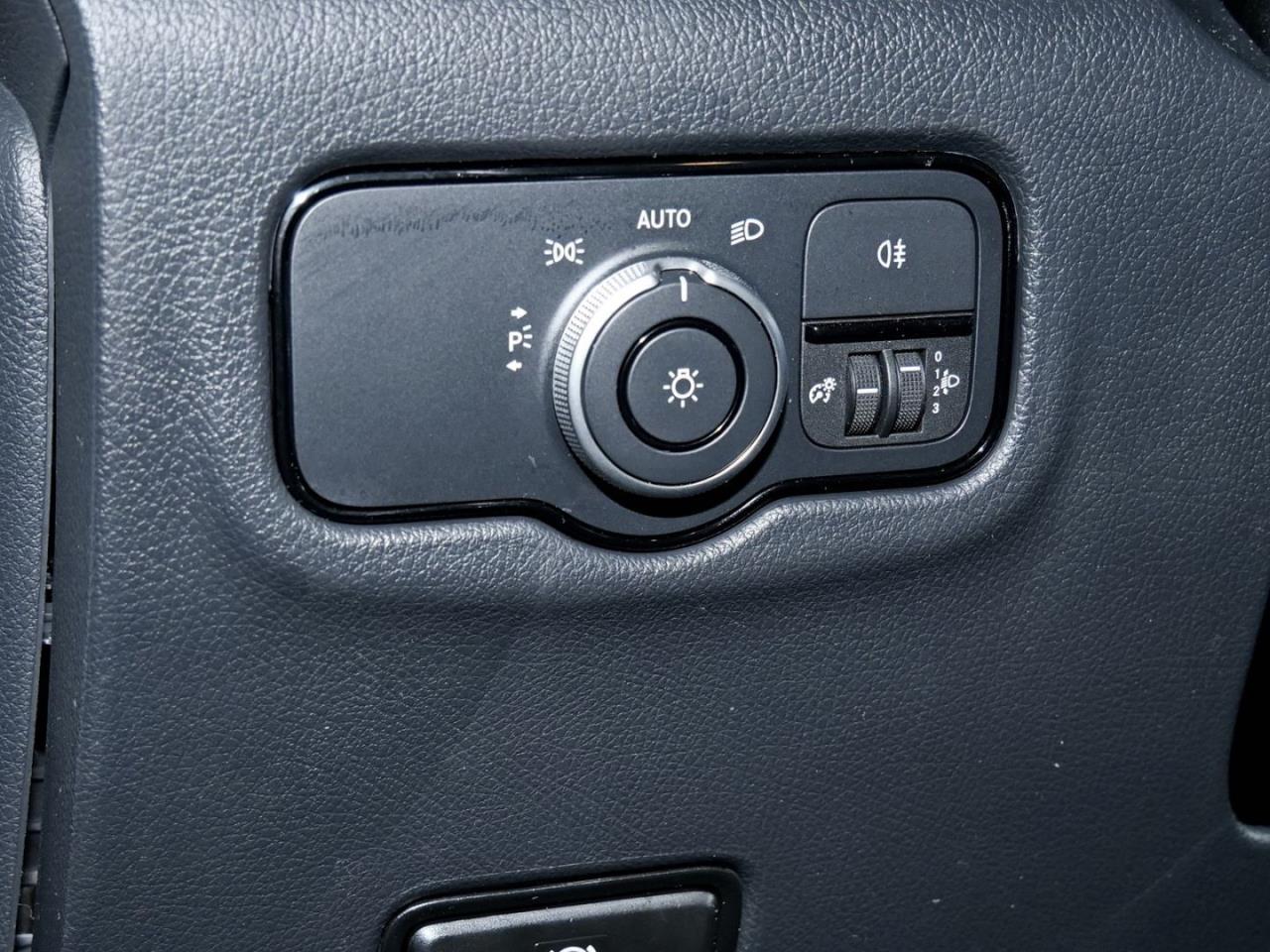 Mercedes-Benz Vito 116 CDI Mixto Lang Navi Klima AHK Totwinkel