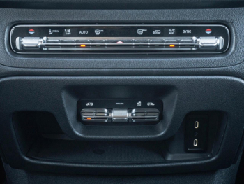 Mercedes-Benz Vito 119 CDI 4x4 Tourer SELECT Extralang AHK