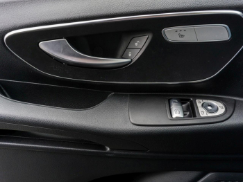 Mercedes-Benz Vito 119 CDI 4x4 Tourer SELECT Extralang AHK Navi