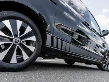 Mercedes-Benz Vito 124 CDI 4M Tourer PRO Lang Navi Kamera AHK