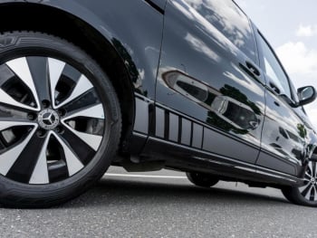 Mercedes-Benz Vito 124 CDI 4M Tourer PRO Lang Navi Kamera AHK