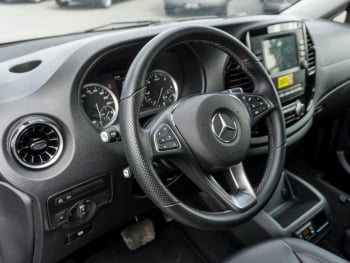 Mercedes-Benz Vito 124 CDI 4M Tourer PRO Lang Navi Kamera AHK