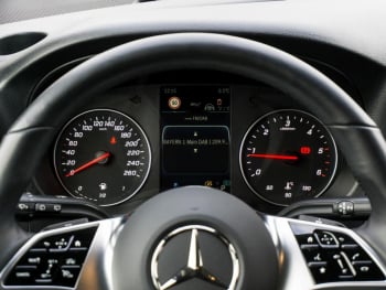 Mercedes-Benz Vito 124 CDI 4x4 Tourer PRO Lang Distronic AHK