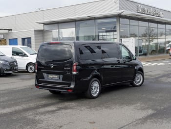 Mercedes-Benz Vito 124 CDI 4x4 Tourer PRO Lang Distronic AHK