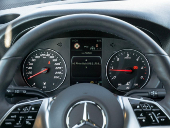 Mercedes-Benz Vito 124 CDI 4x4 Tourer PRO Lang Distronic AHK