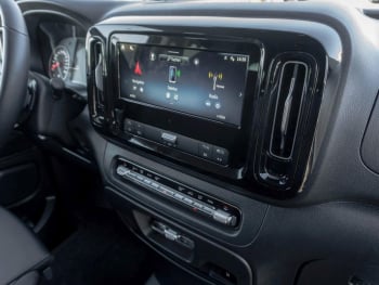 Mercedes-Benz Vito 124 CDI 4x4 Tourer PRO Lang Distronic AHK