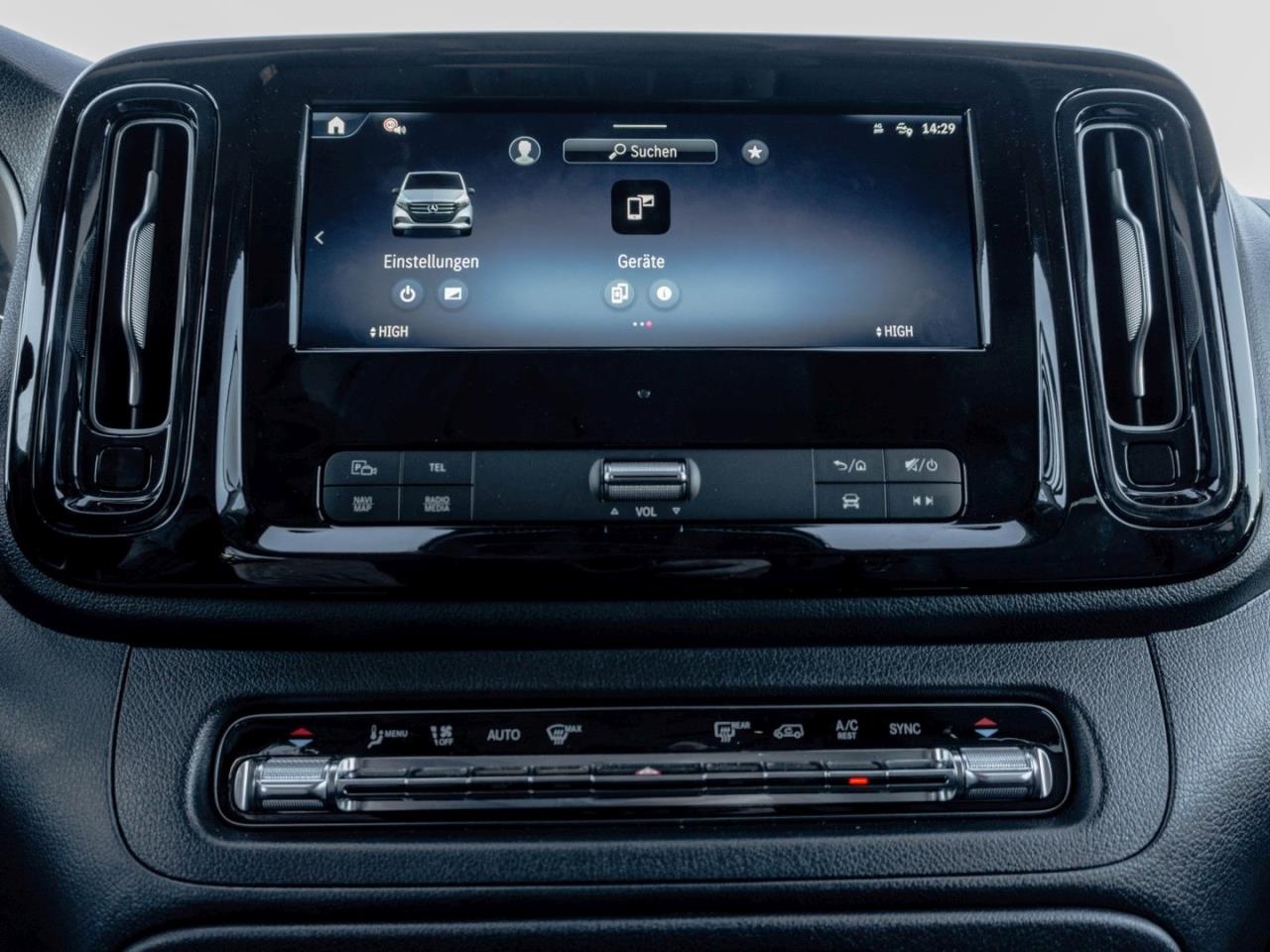 Mercedes-Benz Vito 124 CDI 4x4 Tourer PRO Lang Distronic AHK