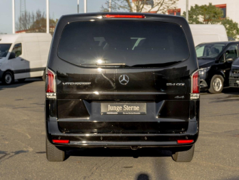 Mercedes-Benz Vito 124 CDI 4x4 Tourer PRO Lang Distronic AHK