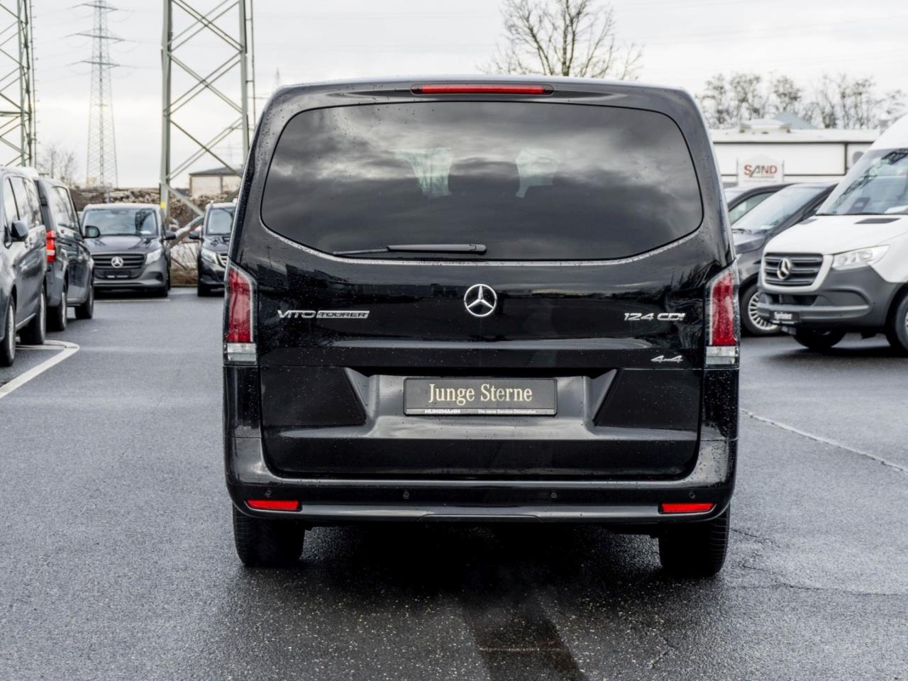 Mercedes-Benz Vito 124 CDI 4x4 Tourer PRO Lang Klima Navi AHK