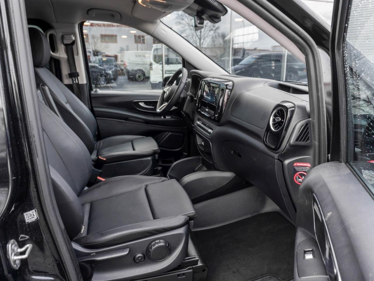 Mercedes-Benz Vito 124 CDI 4x4 Tourer PRO Lang Klima Navi AHK