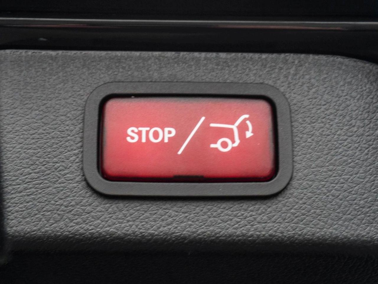 Mercedes-Benz Vito 124 CDI 4x4 Tourer PRO Lang Distronic AHK