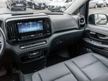 Mercedes-Benz Vito 124 CDI 4x4 Tourer PRO Lang Distronic AHK