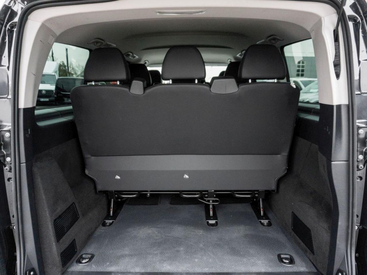 Mercedes-Benz Vito 124 CDI 4x4 Tourer PRO Lang Distronic AHK