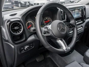 Mercedes-Benz Vito 124 CDI 4x4 Tourer PRO Lang Distronic AHK