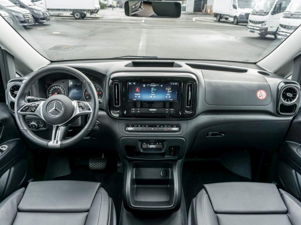 Mercedes-Benz Vito 124 CDI 4x4 Tourer PRO Lang Distronic 360°