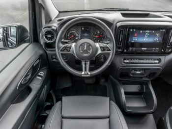 Mercedes-Benz Vito 124 CDI 4x4 Tourer PRO Lang Distronic 360°