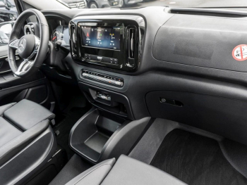 Mercedes-Benz Vito 124 CDI 4x4 Tourer PRO Lang Distronic 360°