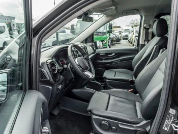 Mercedes-Benz Vito 124 CDI 4x4 Tourer PRO Lang Distronic 360°
