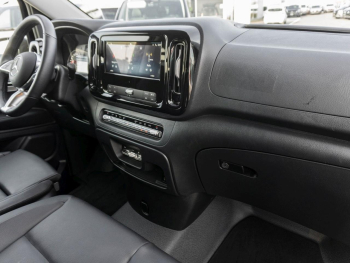 Mercedes-Benz Vito 124 CDI 4x4 Tourer PRO Lang Distronic Navi