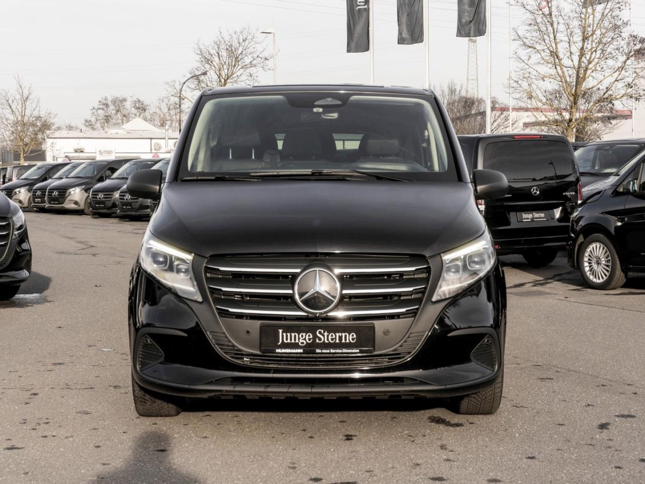 Mercedes-Benz Vito 124 CDI 4x4 Tourer PRO Lang Distronic Navi