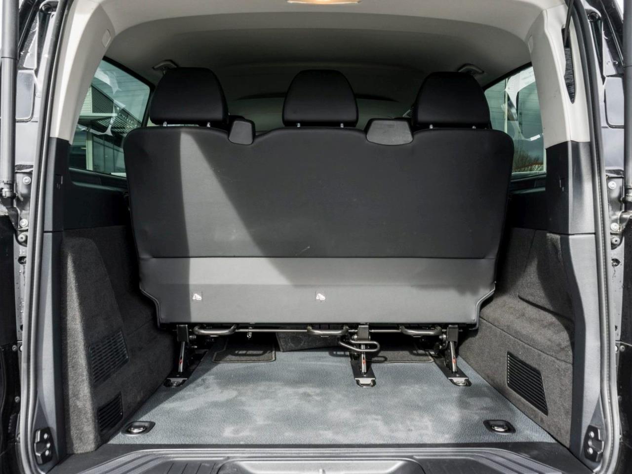 Mercedes-Benz Vito 124 CDI 4x4 Tourer PRO Lang Distronic AHK