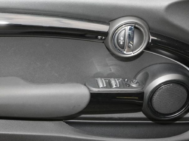 MINI Cooper Cabrio Classic Trim Navi PDC Klima MINI Cooper Cabrio Classic Trim Navi PDC Klima