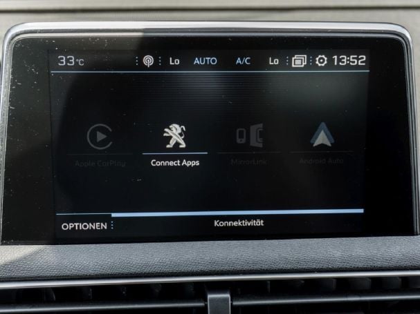 PEUGEOT 3008 1.2 PureTech 130 Allure Navi Totwinkel PEUGEOT 3008 1.2 PureTech 130 Allure Navi Totwinkel